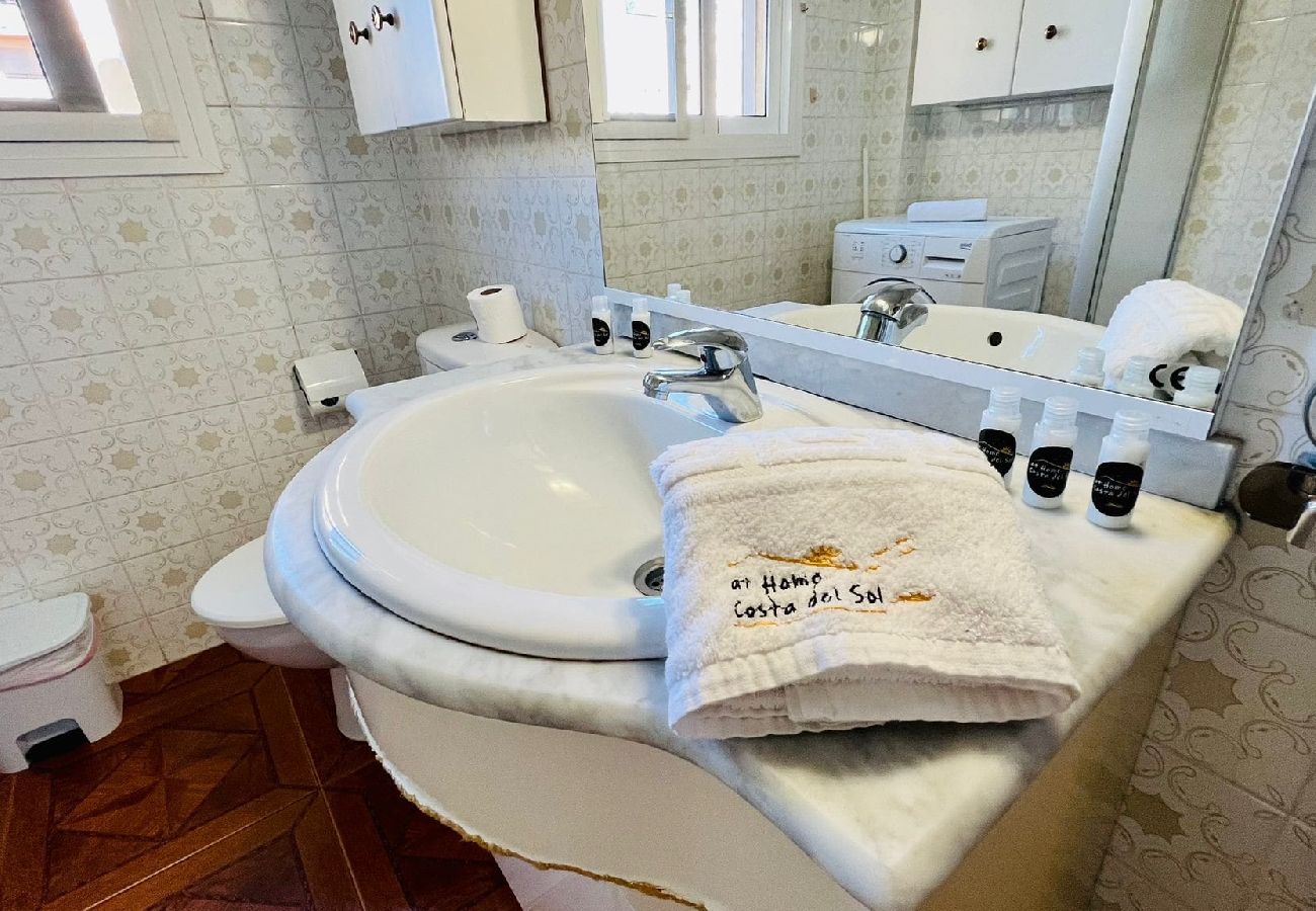 Ferienwohnung in Torrox Costa - Wohnung Avda Faro, Torrox