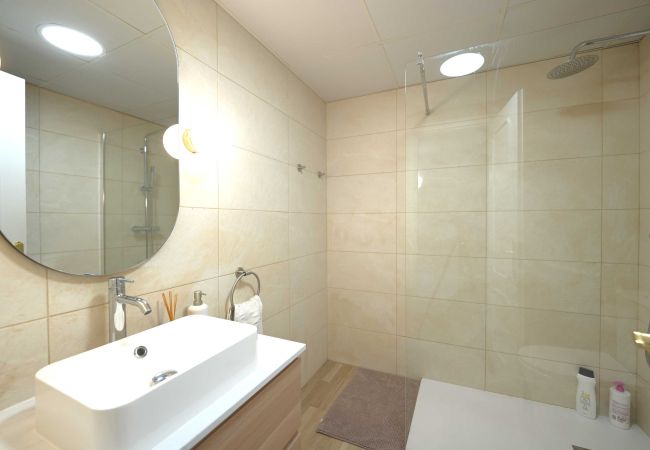 Ferienwohnung in Marbella - 2035 Modernes Familienapartment am Golden Beach Ferienwohnung in Marbella - 2035 Modernes Familienapartment am Golden Beach