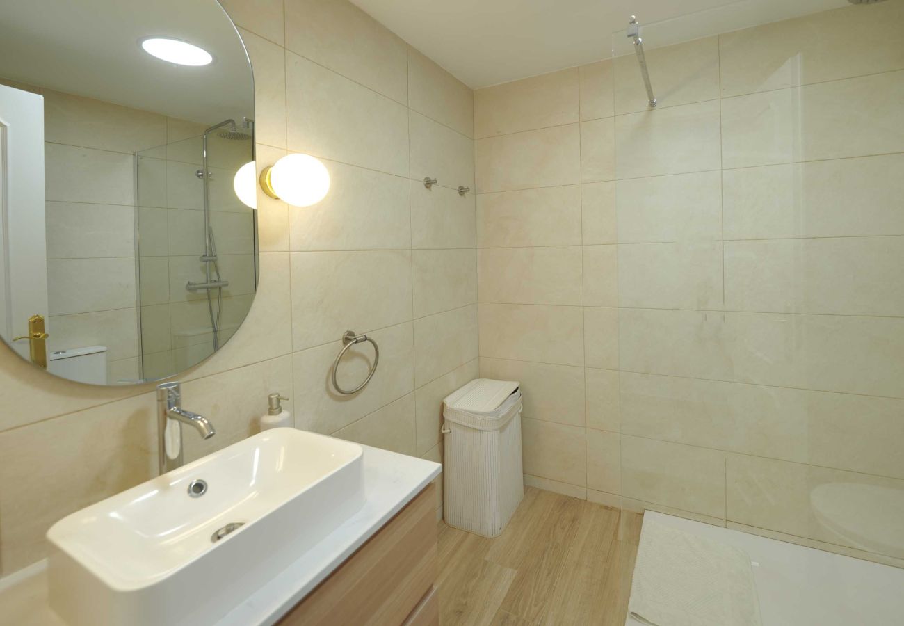 Ferienwohnung in Marbella - 2035 Modernes Familienapartment am Golden Beach