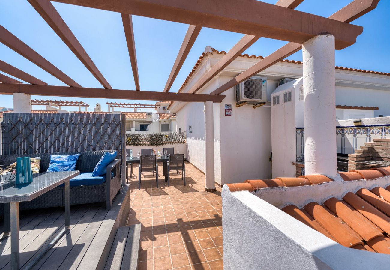 Ferienwohnung in San Luis de Sabanillas - 3003 Exklusives Penthouse mit Meerblick direkt am Strand