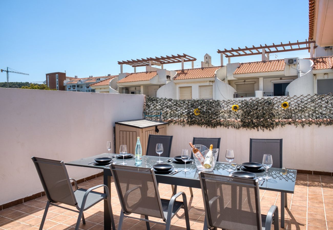 Ferienwohnung in San Luis de Sabanillas - 3003 Exklusives Penthouse mit Meerblick direkt am Strand