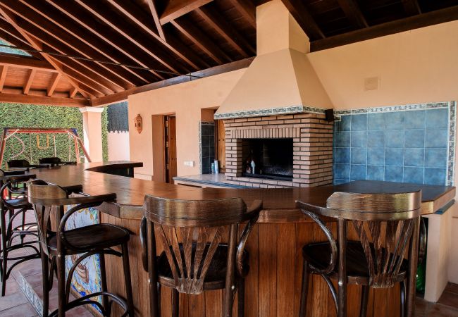 Villa in Estepona - 1072 Strandnahes El Paraiso Refugium mit Privatem Pool & BBQ Villa in Estepona - 1072 Strandnahes El Paraiso Refugium mit Privatem Pool & BBQ