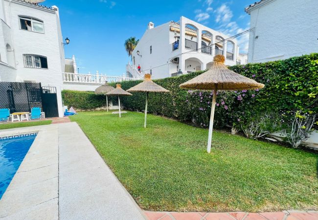 Ferienwohnung in Nerja - Sommerblaue Wohnung in Nerja Ferienwohnung in Nerja - Sommerblaue Wohnung in Nerja