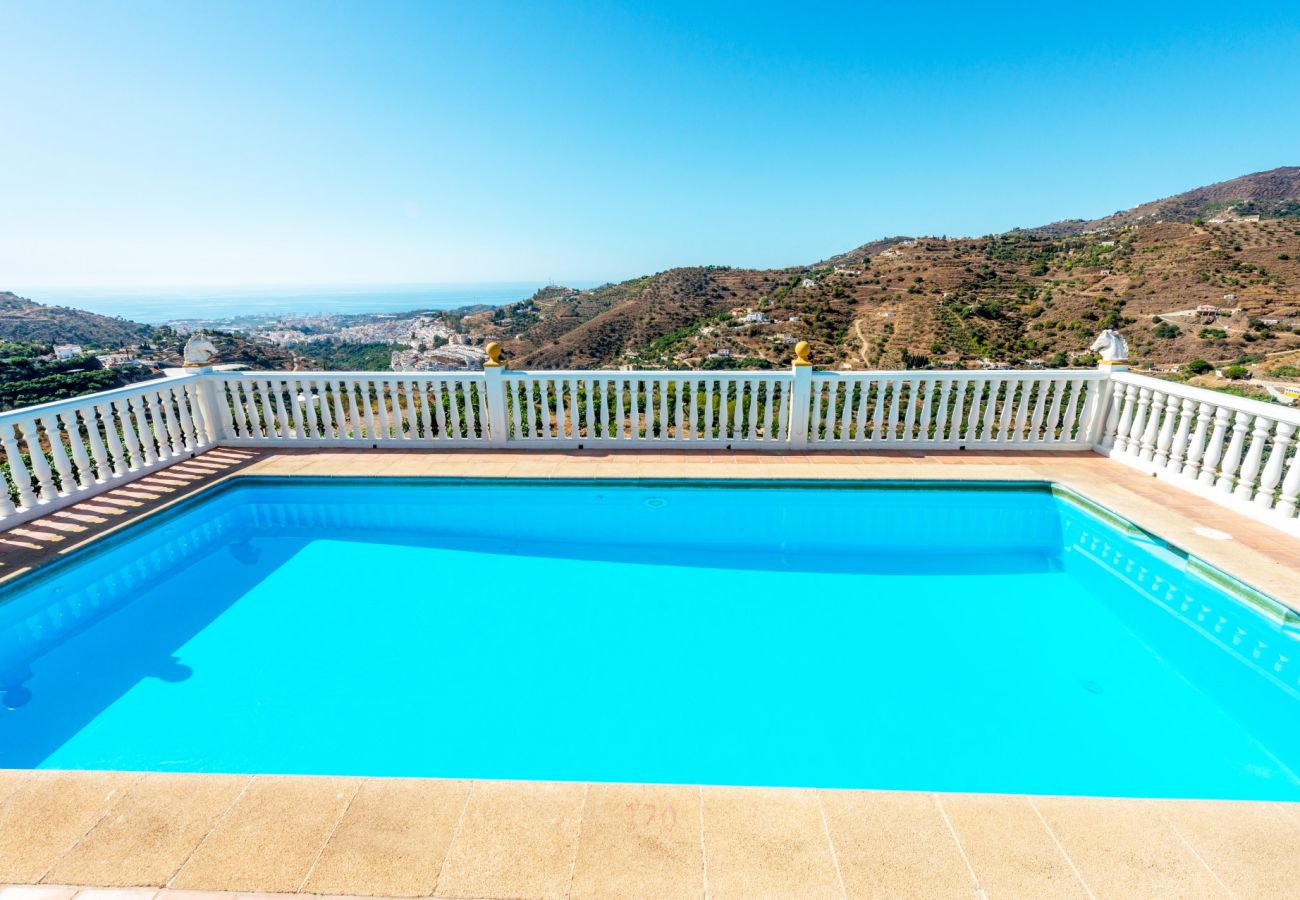 Villa in Torrox - Villa Sánchez Sol zu Hause