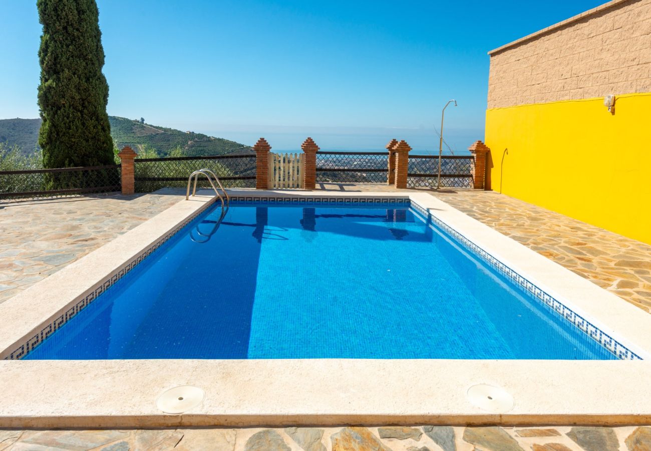 Villa in Torrox - Villa Toñi Harmonie zwischen Sonne und Ruhe
