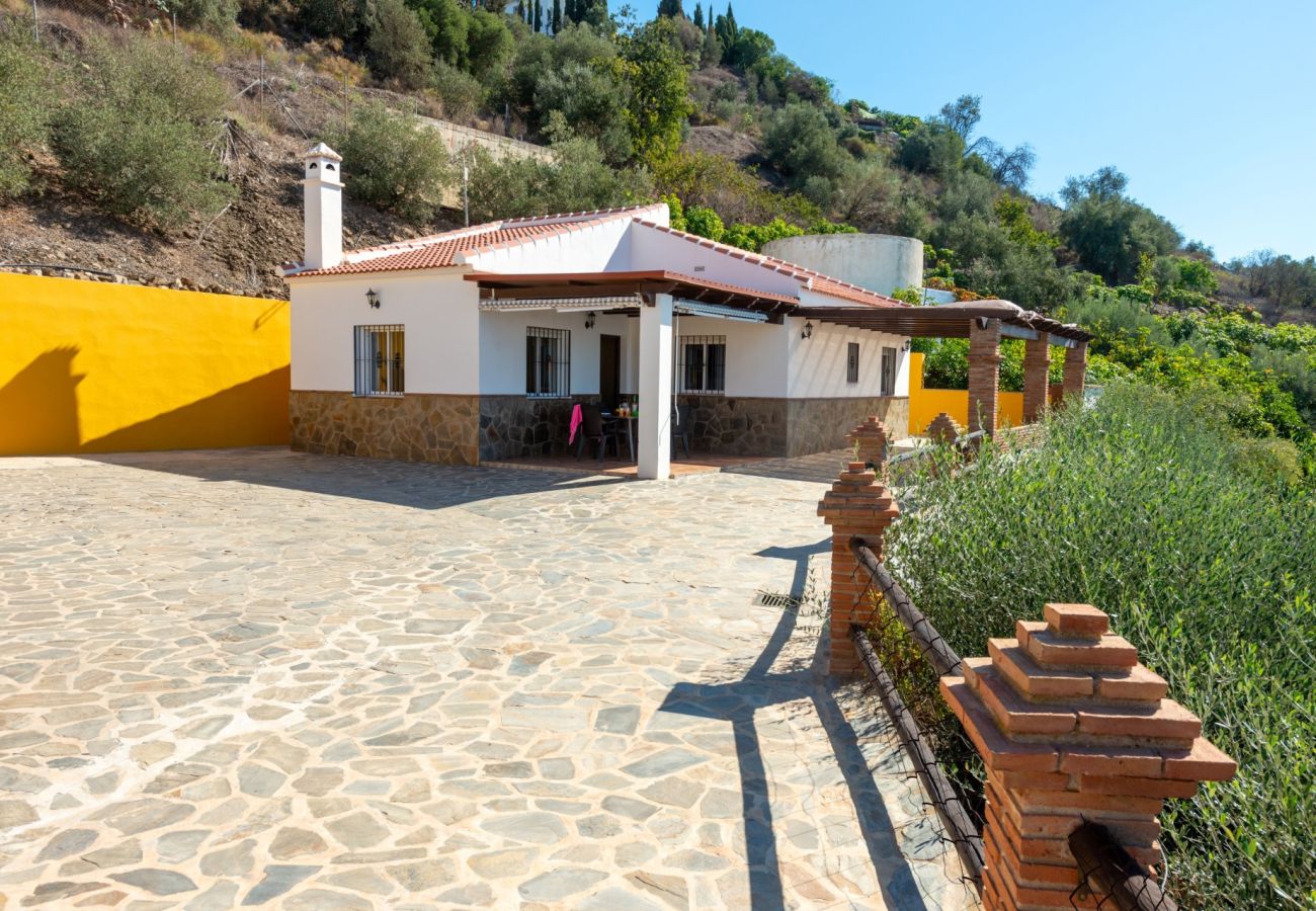 Villa in Torrox - Villa Toñi Harmonie zwischen Sonne und Ruhe