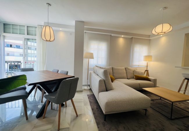 Ferienwohnung in Marbella - 3010 Geräumiges Luxus-Familienapartment im Herzen von Marbella Ferienwohnung in Marbella - 3010 Geräumiges Luxus-Familienapartment im Herzen von Marbella