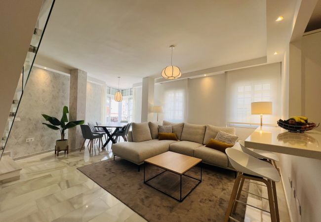 Ferienwohnung in Marbella - 3010 Geräumiges Luxus-Familienapartment im Herzen von Marbella Ferienwohnung in Marbella - 3010 Geräumiges Luxus-Familienapartment im Herzen von Marbella