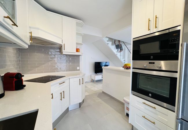 Ferienwohnung in Marbella - 3010 Geräumiges Luxus-Familienapartment im Herzen von Marbella Ferienwohnung in Marbella - 3010 Geräumiges Luxus-Familienapartment im Herzen von Marbella