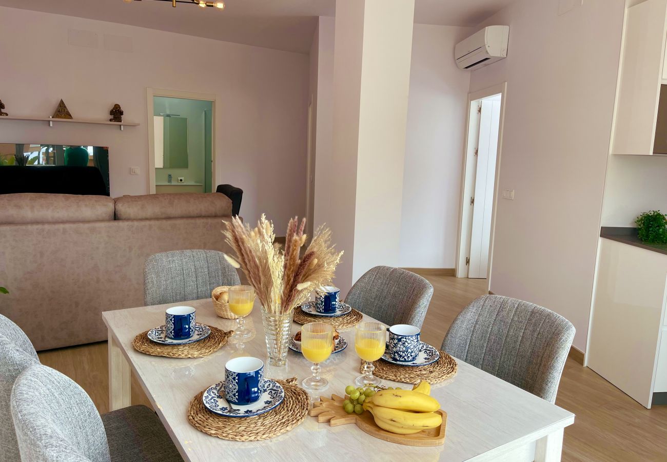 Ferienwohnung in Torrox Costa - Apartment in Torrox Costa, nur wenige Meter vom Strand entfernt