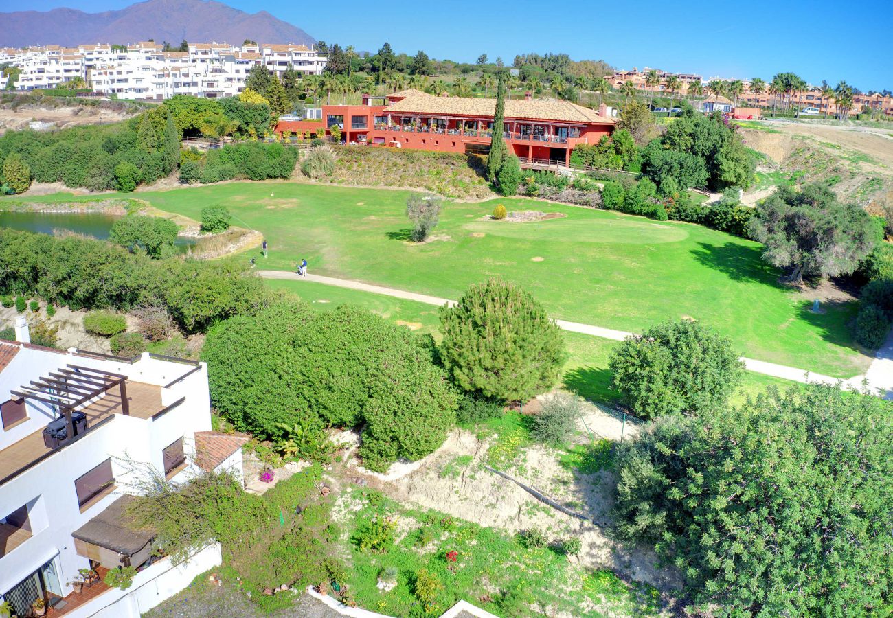 Ferienwohnung in Casares - 3019 Atemberaubendes Penthouse mit Panoramablick auf Golfplatz und Meer