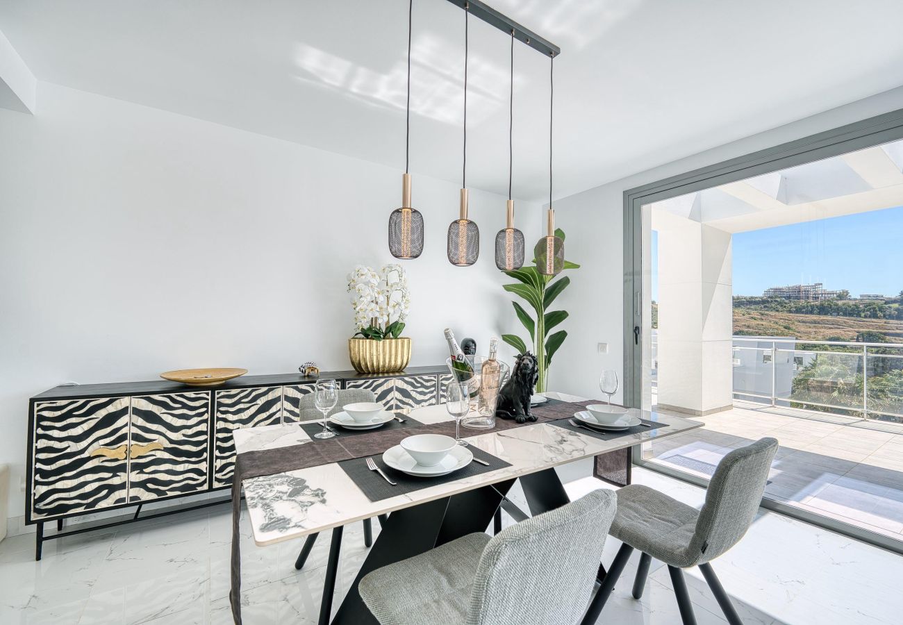 Ferienwohnung in Casares - 3019 Atemberaubendes Penthouse mit Panoramablick auf Golfplatz und Meer