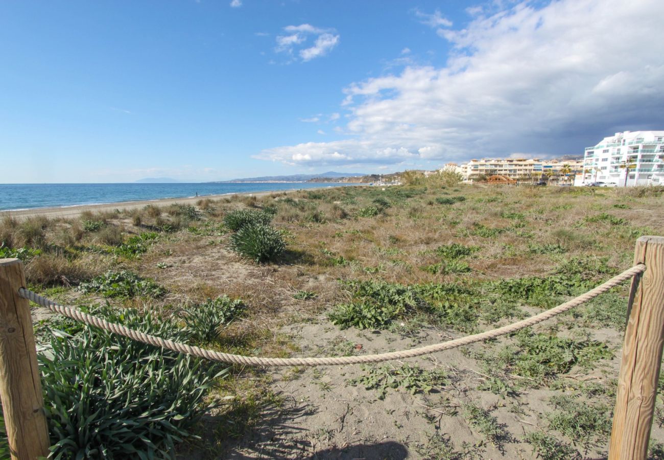 Ferienwohnung in Torrox Costa - Dunas Beach with sea views in Torrox Costa