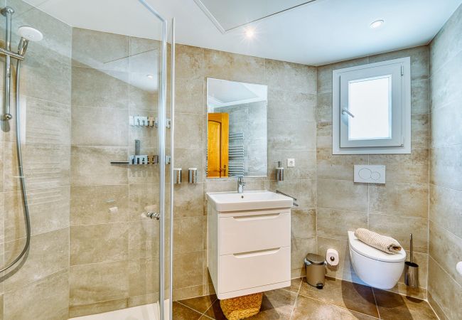 Ferienhaus in Marbella - 3027 Exklusiver Familienrückzugsort in der Nähe des Strandes von Marbella Ferienhaus in Marbella - 3027 Exklusiver Familienrückzugsort in der Nähe des Strandes von Marbella