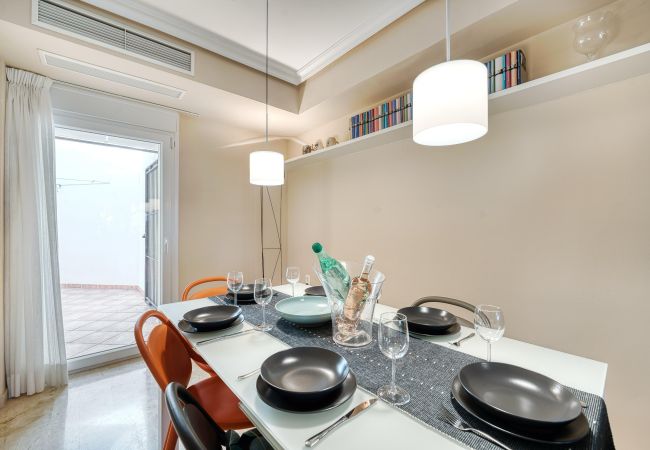 Ferienhaus in Marbella - 3027 Exklusiver Familienrückzugsort in der Nähe des Strandes von Marbella Ferienhaus in Marbella - 3027 Exklusiver Familienrückzugsort in der Nähe des Strandes von Marbella