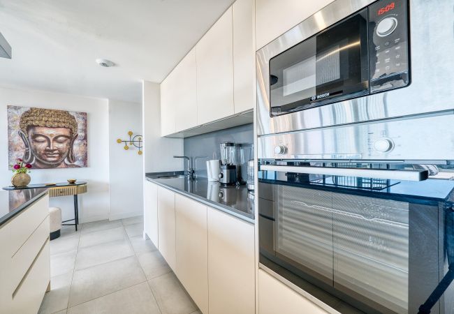 Ferienwohnung in Estepona - 3020 Luxus-Duplex mit Blick auf Afrika und Gibraltar Ferienwohnung in Estepona - 3020 Luxus-Duplex mit Blick auf Afrika und Gibraltar