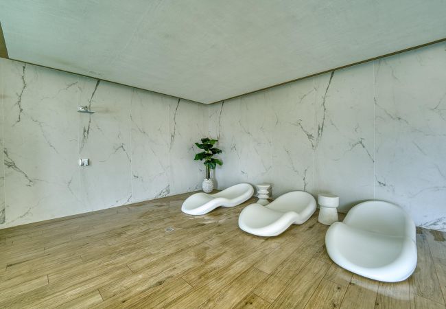 Ferienwohnung in Estepona - 3020 Luxus-Duplex mit Blick auf Afrika und Gibraltar Ferienwohnung in Estepona - 3020 Luxus-Duplex mit Blick auf Afrika und Gibraltar