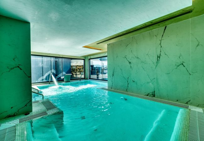 Ferienwohnung in Estepona - 3020 Luxus-Duplex mit Blick auf Afrika und Gibraltar Ferienwohnung in Estepona - 3020 Luxus-Duplex mit Blick auf Afrika und Gibraltar