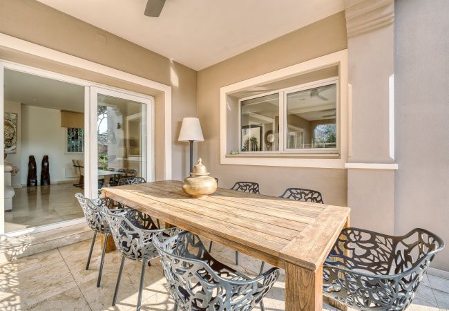 Villa in Marbella - 3055 Exklusive Villa mit Pool und Meerblick Villa in Marbella - 3055 Exklusive Villa mit Pool und Meerblick