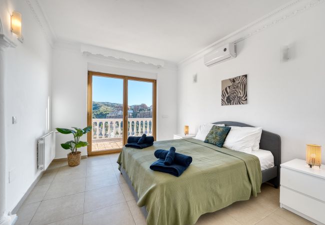 Villa in Marbella - 3077 Luxusvilla mit Pool und Aussicht in Elviria, Marbella Villa in Marbella - 3077 Luxusvilla mit Pool und Aussicht in Elviria, Marbella