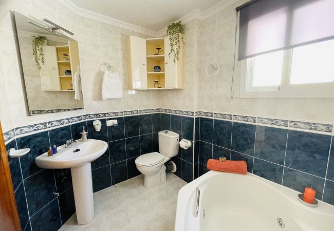 Ferienhaus in Nerja - House Heart of Nerja by At Home costa del Sol  Ferienhaus in Nerja - House Heart of Nerja by At Home costa del Sol