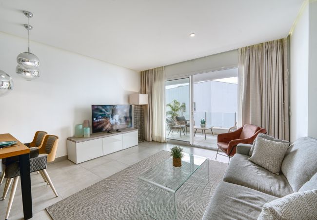 Ferienwohnung in Marbella - 3105 Luxusapartment mit Terrasse in Altos de Los Monteros Ferienwohnung in Marbella - 3105 Luxusapartment mit Terrasse in Altos de Los Monteros