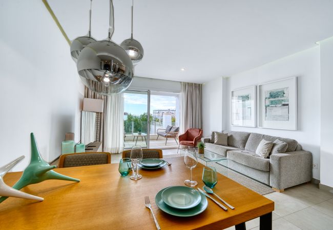 Ferienwohnung in Marbella - 3105 Luxusapartment mit Terrasse in Altos de Los Monteros Ferienwohnung in Marbella - 3105 Luxusapartment mit Terrasse in Altos de Los Monteros