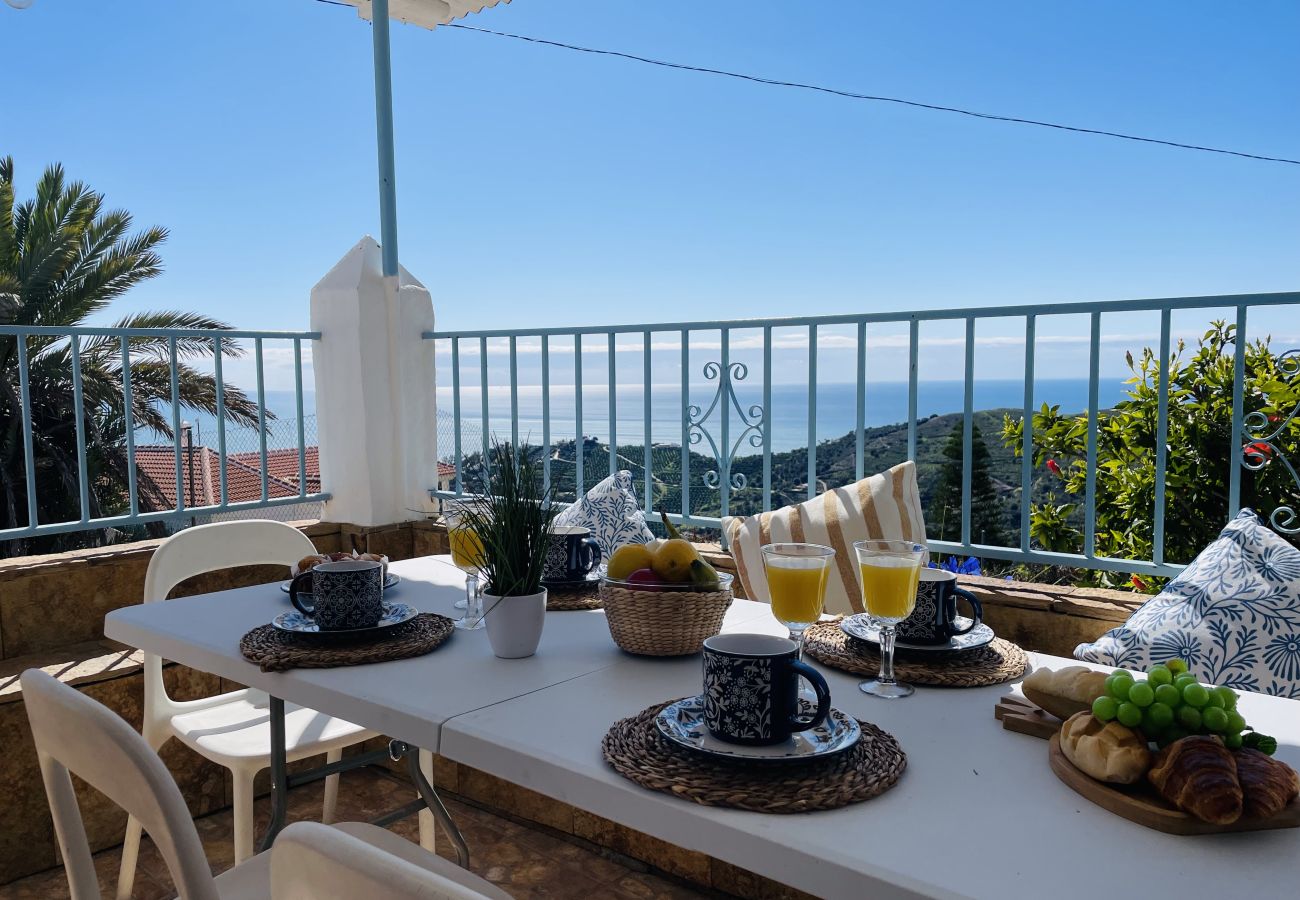 Landhaus in Torrox - Cortijo Montesueños with views by At Home Costa del Sol