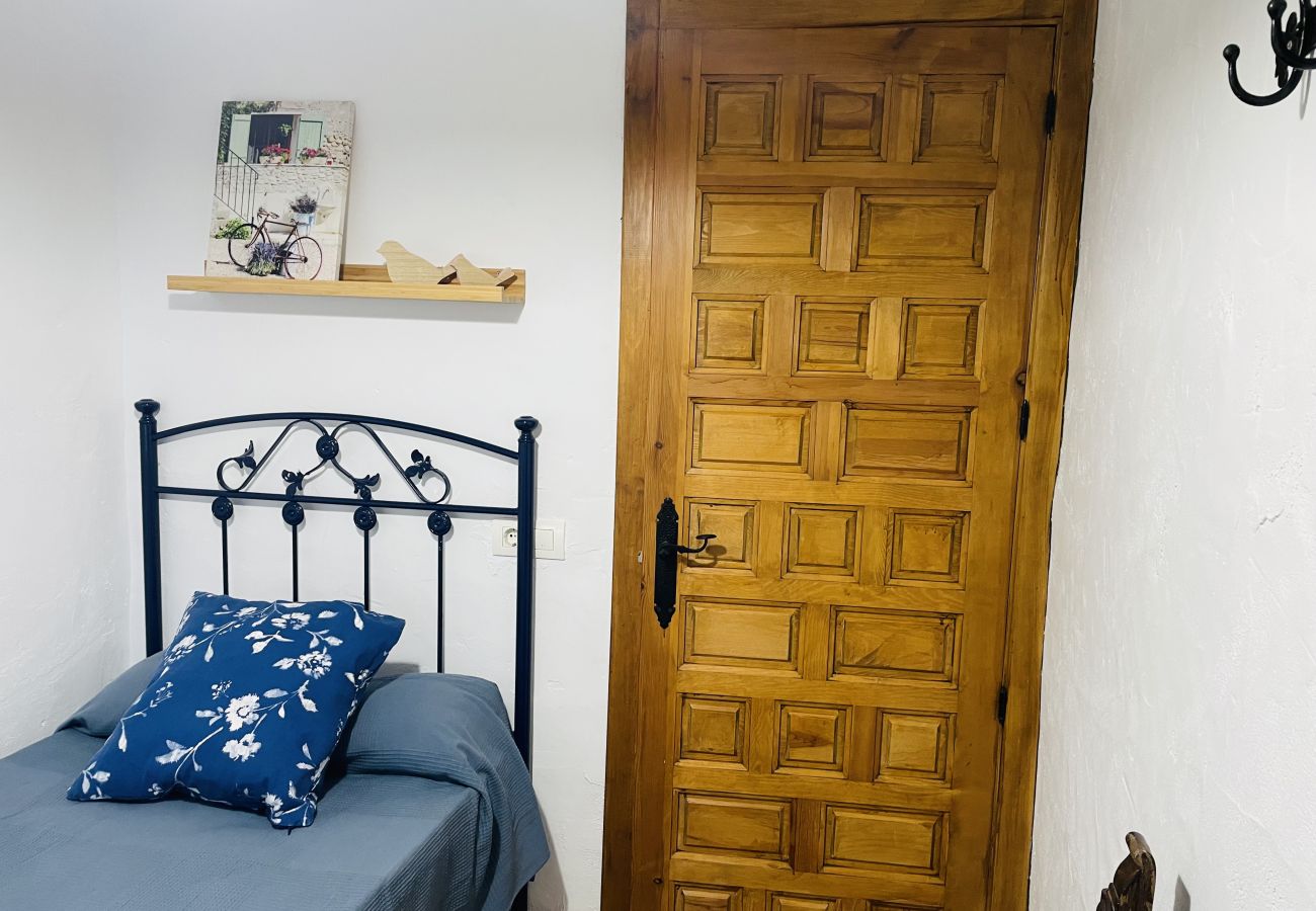 Landhaus in Torrox - Cortijo Montesueños with views by At Home Costa del Sol