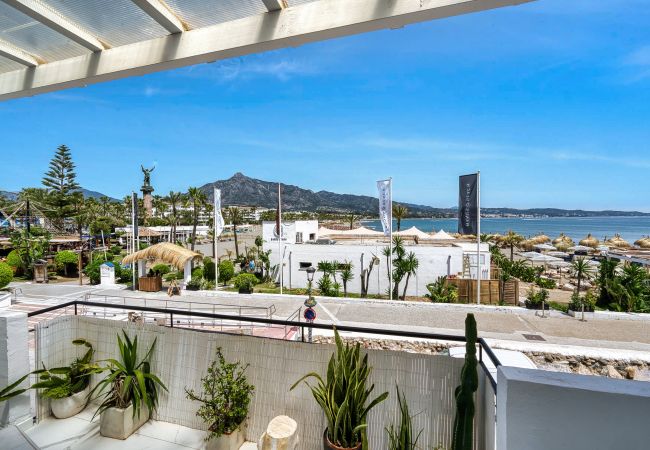 Ferienwohnung in Marbella - 3095 Elegantes Apartment am Strand von Puerto Banús Ferienwohnung in Marbella - 3095 Elegantes Apartment am Strand von Puerto Banús