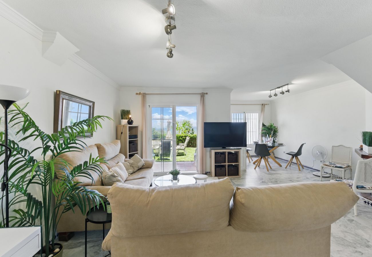Doppelhaushälfte in Manilva - 3133 Beachfront Townhouse