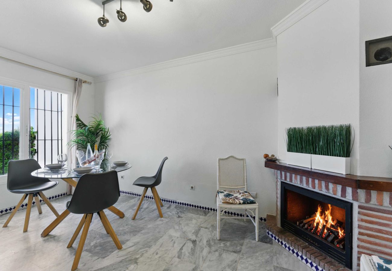 Doppelhaushälfte in Manilva - 3133 Beachfront Townhouse