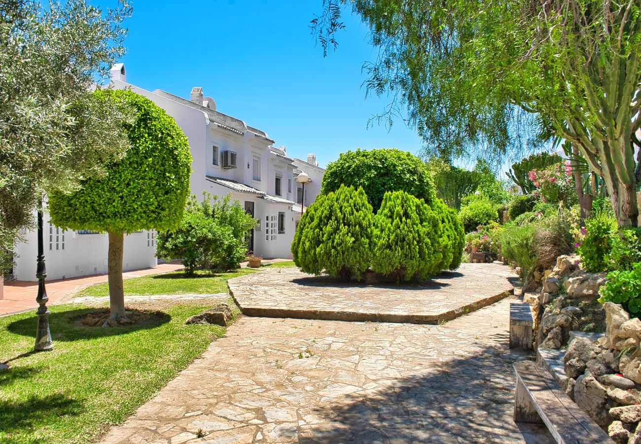 Doppelhaushälfte in Manilva - 3133 Beachfront Townhouse
