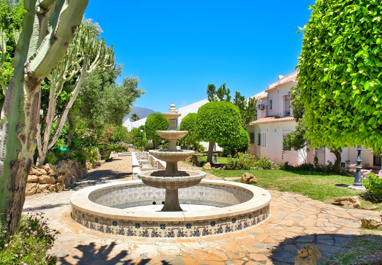 Doppelhaushälfte in Manilva - 3133 Beachfront Townhouse