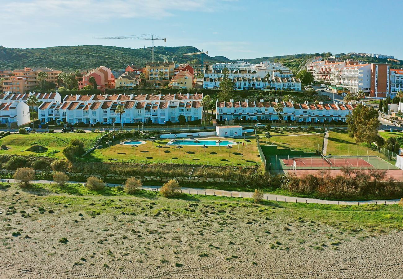 Doppelhaushälfte in Manilva - 3133 Beachfront Townhouse