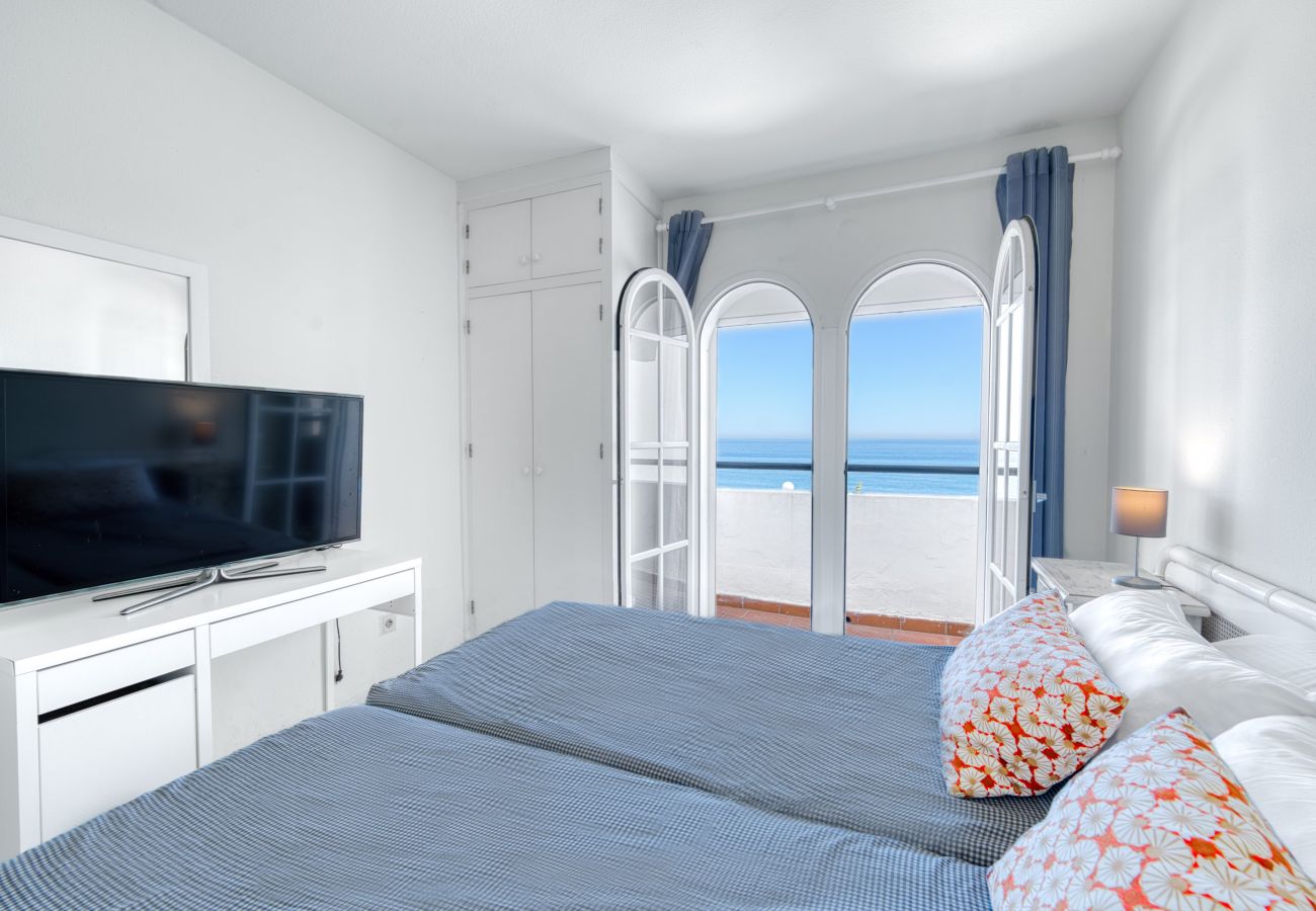 Doppelhaushälfte in Manilva - 3133 Beachfront Townhouse