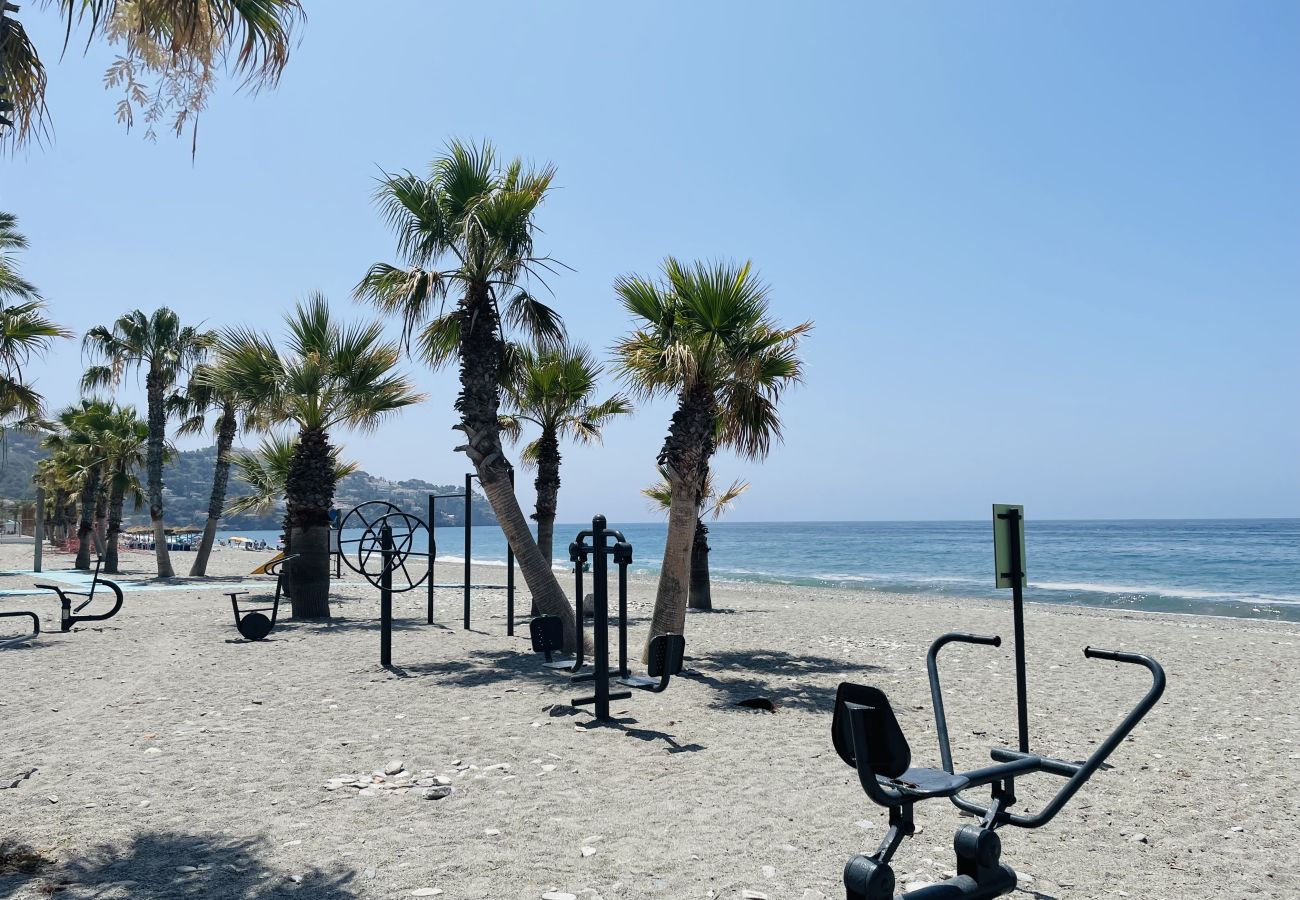 Ferienwohnung in La Herradura - SOL Y MAR APARTMENT LA HERRADURA