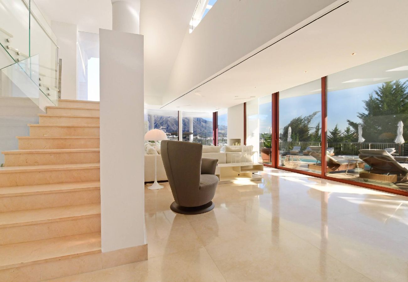 Villa in Neu-Andalusien - Villa Blanca (r2835011) 