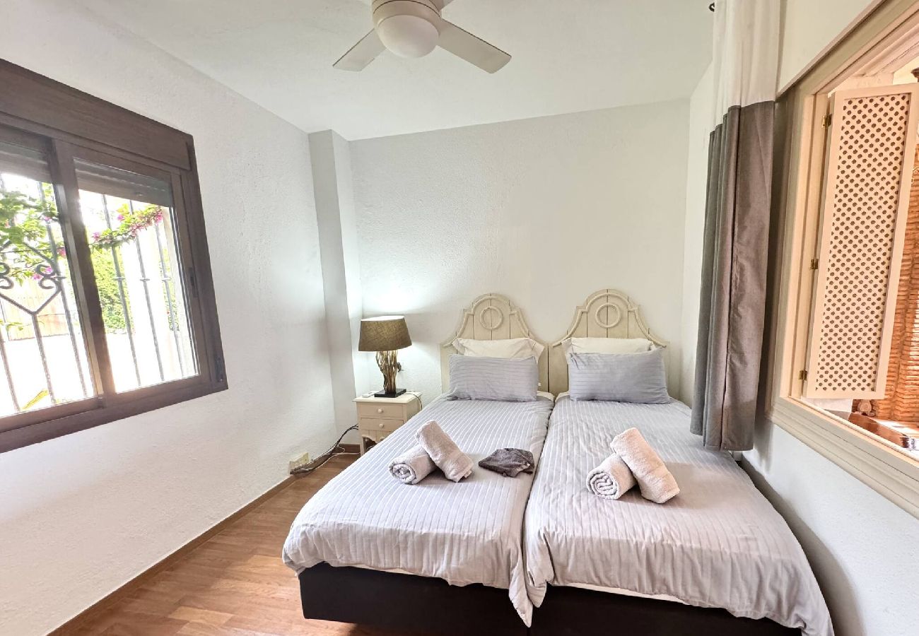 Villa in Marbella - Villa Carib Playa (r1913565) 