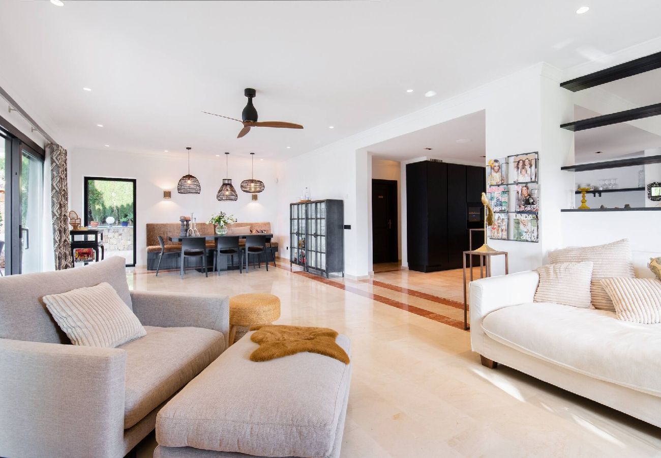 Villa in Marbella - Villa Flores (r3261154) 