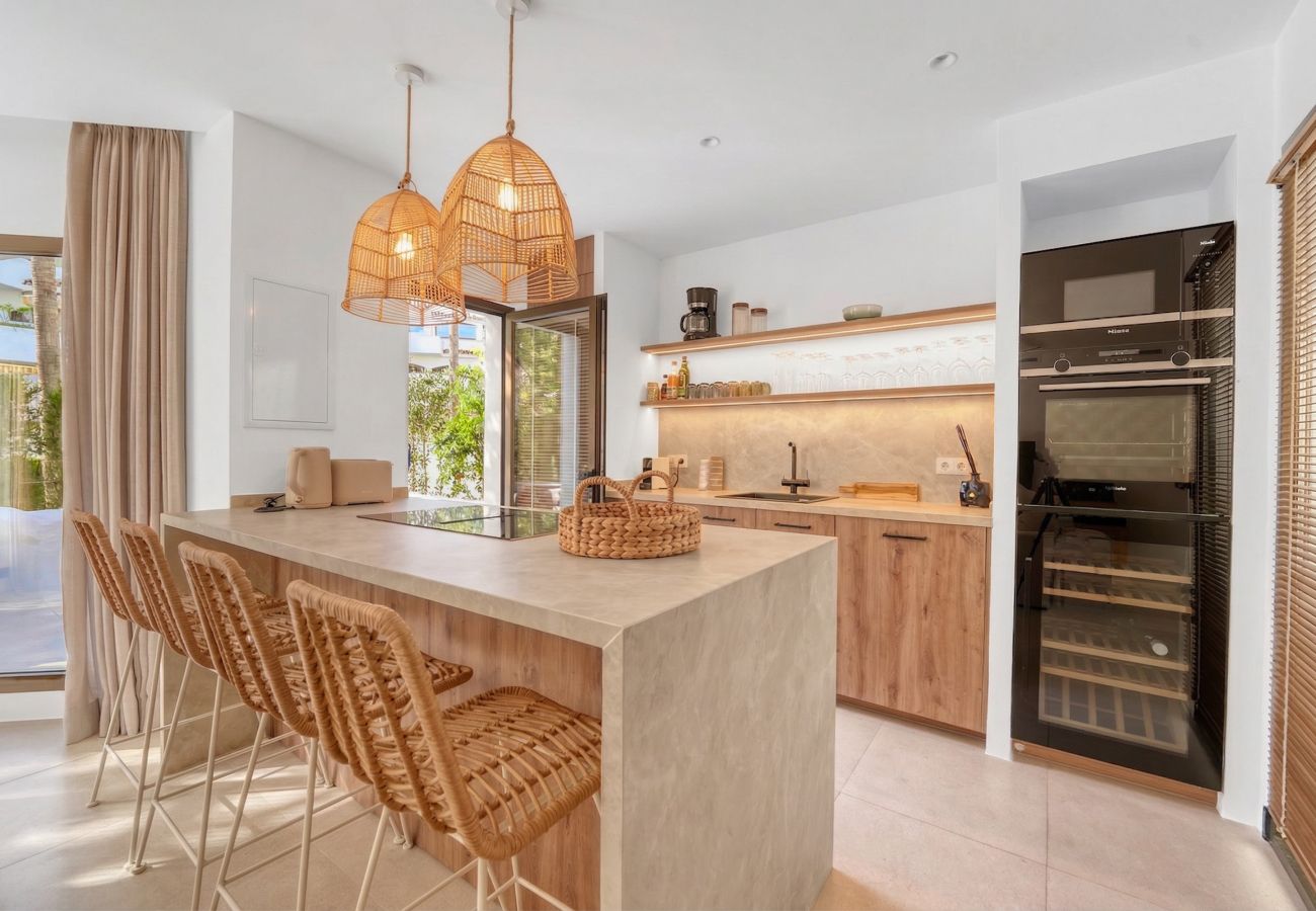 Ferienwohnung in Marbella - 2047 Stylish Luxury Apartment with Pool