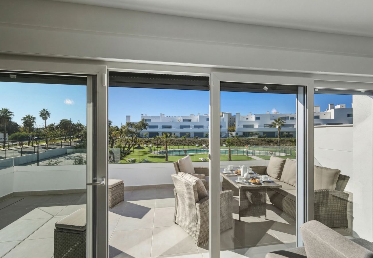 Ferienwohnung in Estepona - 3024 Helle Wohnung mit Terrasse und Pool