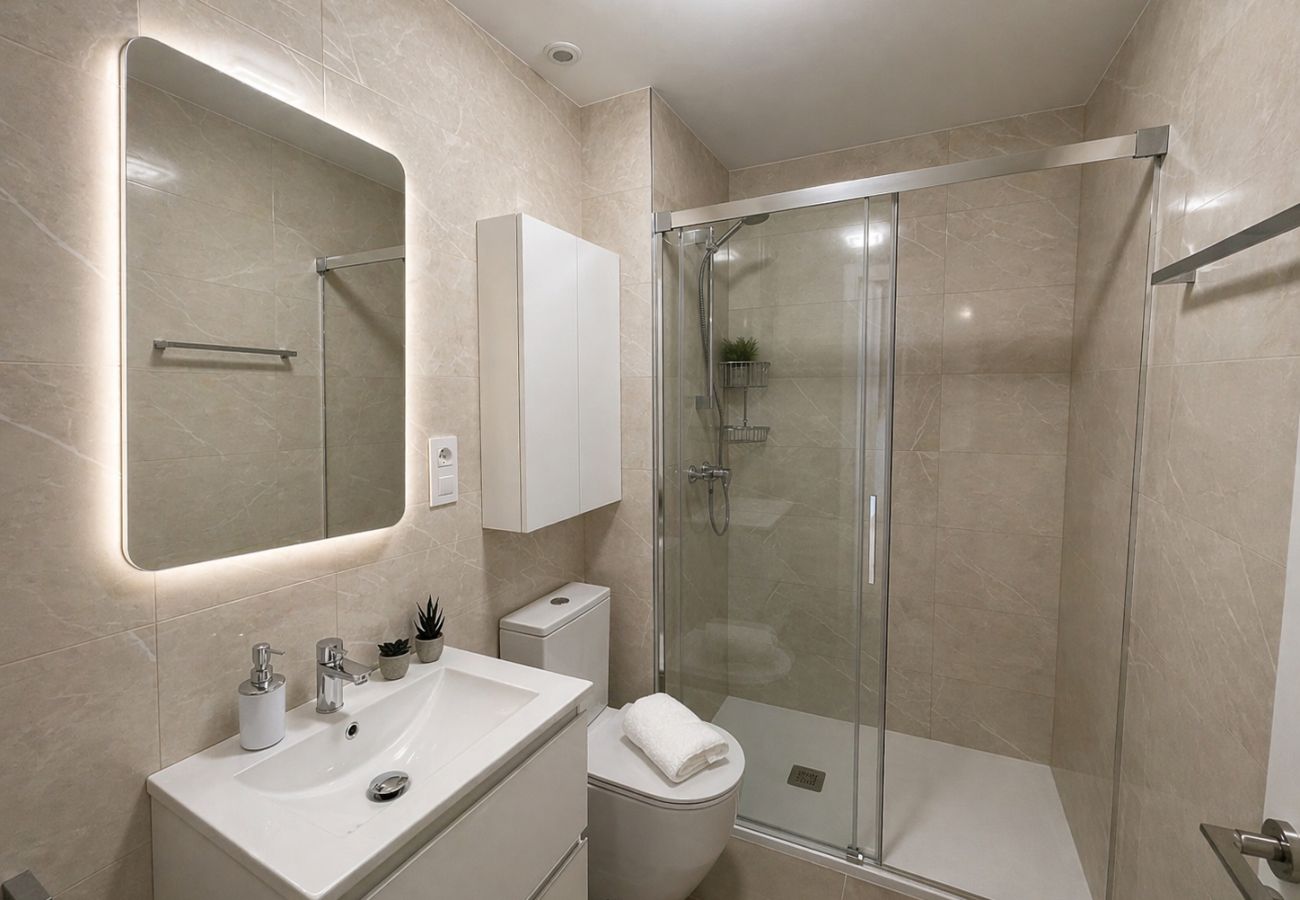 Ferienwohnung in Torrox Costa - Sea Blue D&D Luxury Apartment