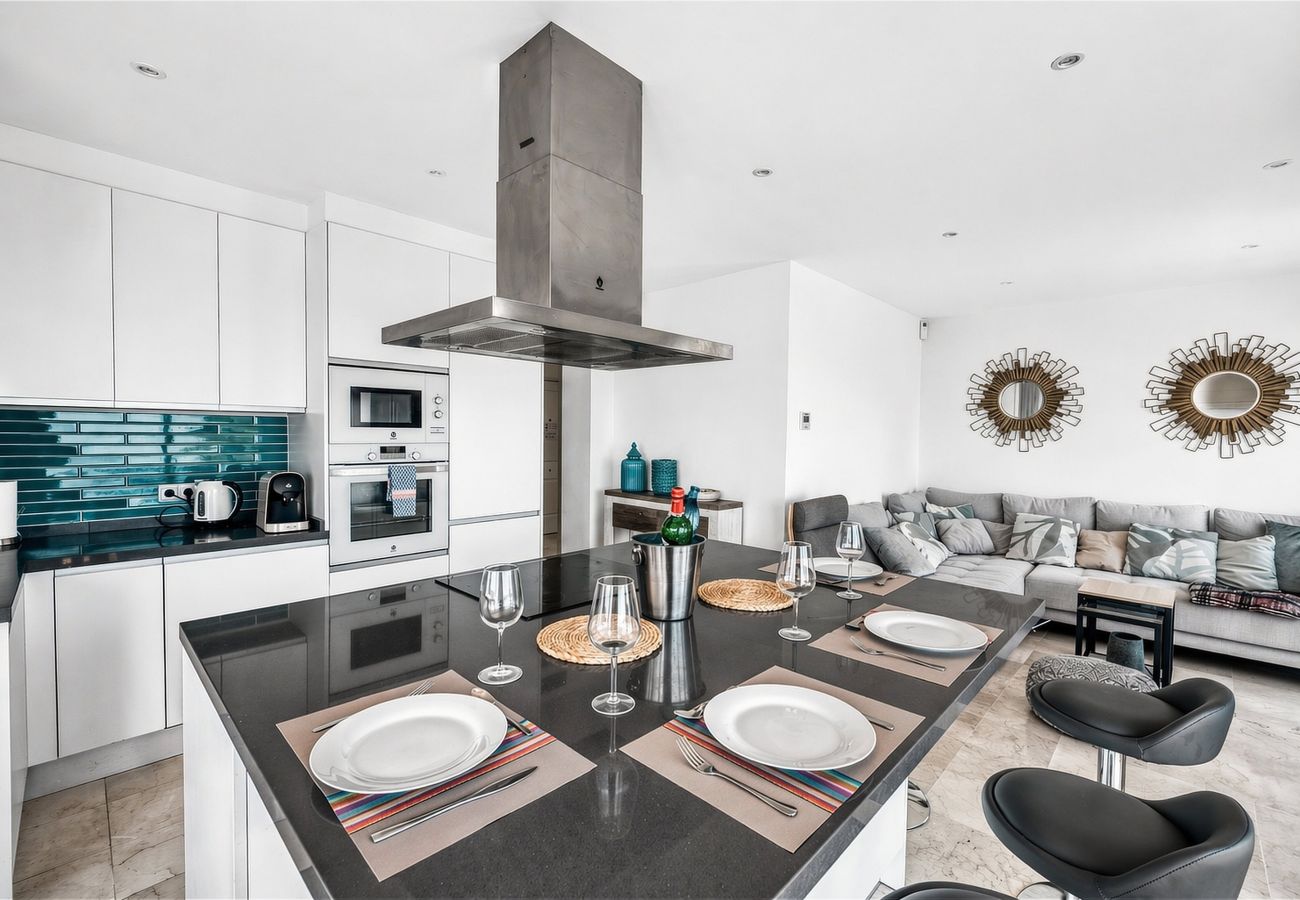 Ferienwohnung in Casares - 3180 Duplex Penthouse mit Panoramablick aufs Meer