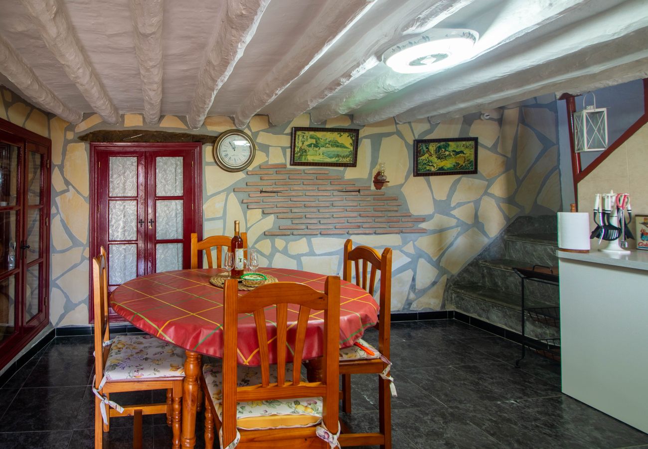 Landhaus in Cómpeta - Casa Esparragueras by At Home Costa del Sol