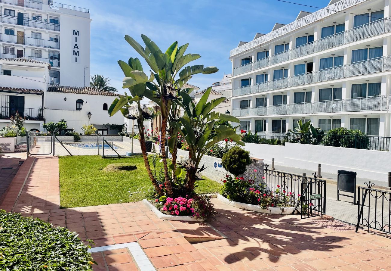 Ferienwohnung in Nerja - Azure Apartment Burriana by At Home Costa del Sol