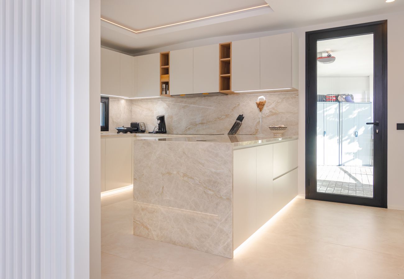 Villa en Marbella - Luxury villa | Heated pool* & private jacuzzi