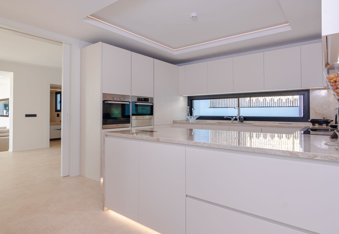 Villa en Marbella - Luxury villa | Heated pool* & private jacuzzi