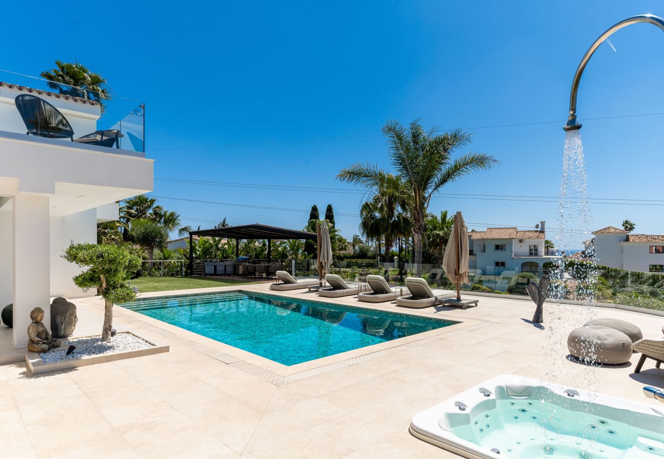Villa en Marbella - Luxury villa | Heated pool* & private jacuzzi