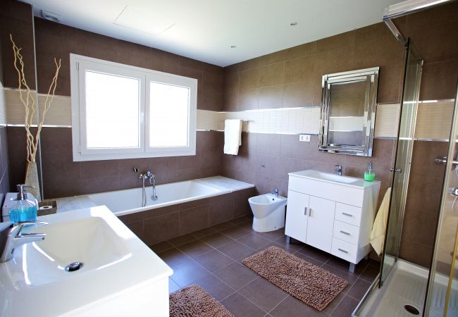 Villa en Marbella - 24550-EXQUISITE VILLA NEAR BEACH - HEATED POOL Villa en Marbella - 24550-EXQUISITE VILLA NEAR BEACH - HEATED POOL